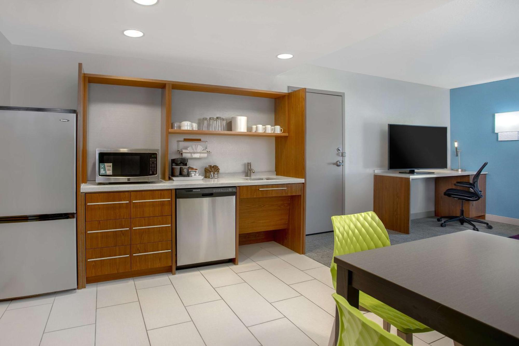 Home2 Suites By Hilton Omaha West Εξωτερικό φωτογραφία