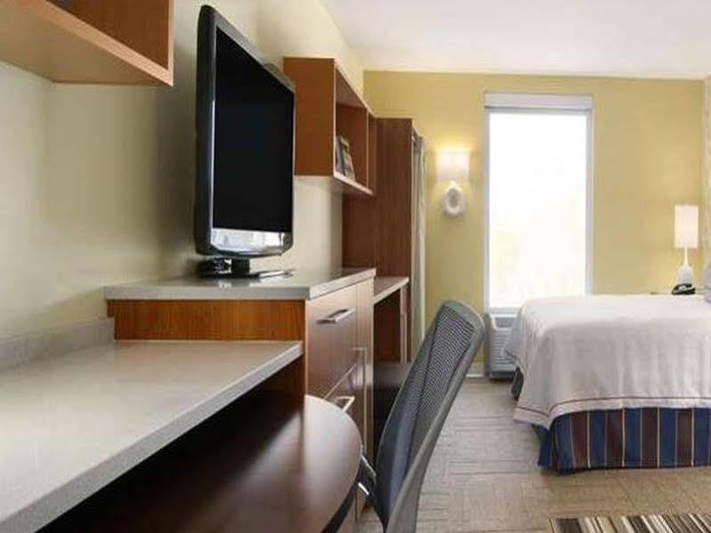 Home2 Suites By Hilton Omaha West Εξωτερικό φωτογραφία